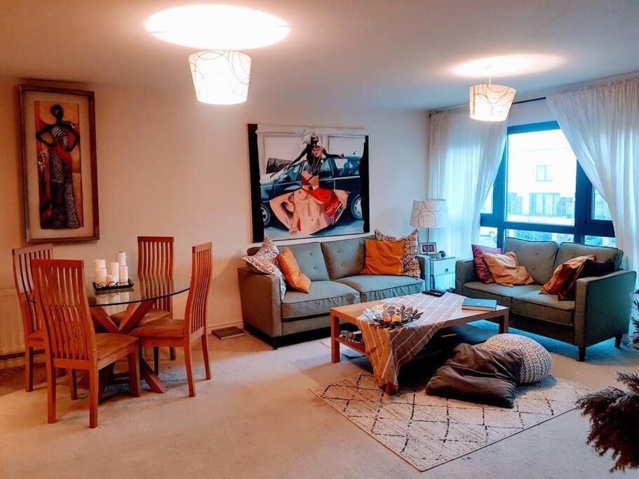 Central Spacious And Secure With A Double Bed Έτζγουερ Εξωτερικό φωτογραφία